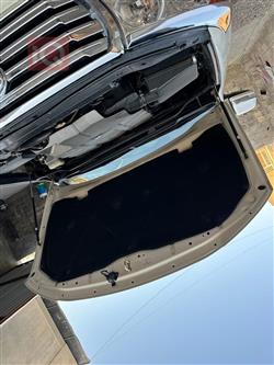 تۆیۆتا لاند کروزەر